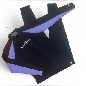 ✨🥳 Neosport Water Ski Dynamic Black and Purple One Piece Swimsuit Women’s Size 8